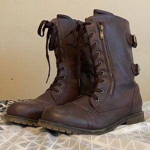 Women’s combat boots